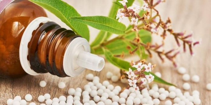 Bombay HC Stays Maharashtra Notification On Allowing Homeopaths To Practice Allopathy