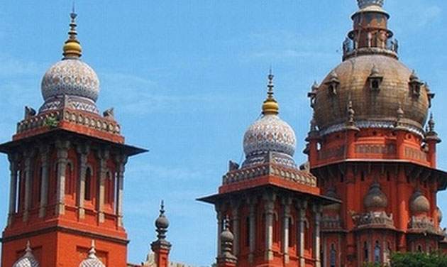 Madras High Court Judge Suspends Order For Photo Identification On Vakalats